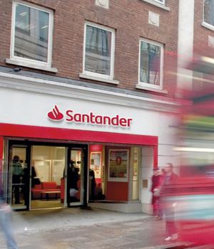 Banco Santander warns of a data breach exposing customer info