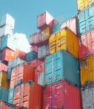 Containers have 600+ vulnerabilities on average