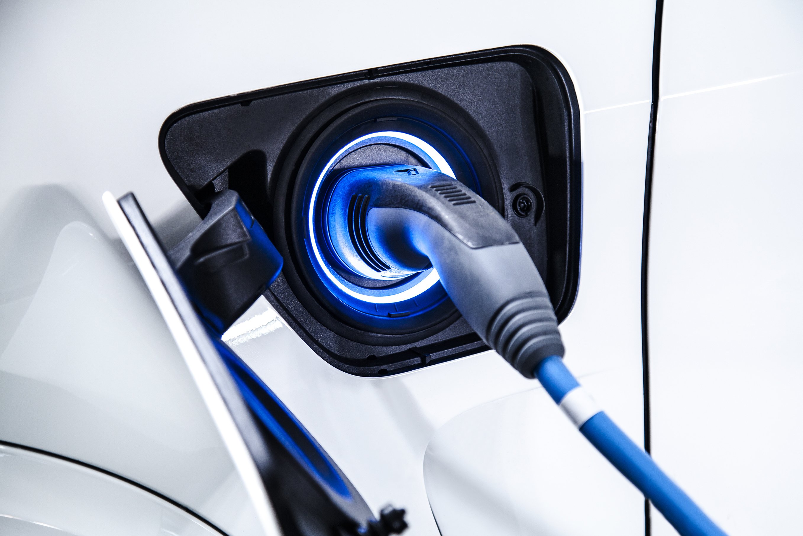 Electric Vehicle DC charging tripped by a wireless hack Vumetric