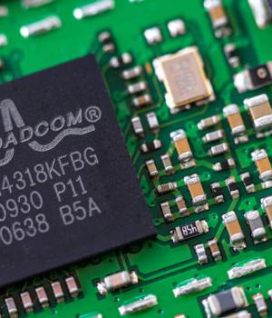 Ex-Broadcom engineer asks for house arrest over IP theft