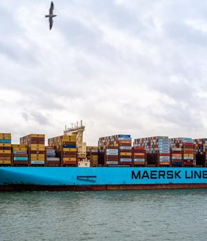 Phishing impersonates shipping giant Maersk to push STRRAT malware