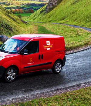 Royal Mail halts international services after cyberattack