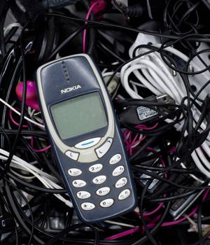 Scumbag puts 'stolen' Nokia source code, SSH and RSA keys, more up for sale