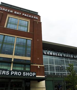 Thousands of credit cards stolen in Green Bay Packers store breach