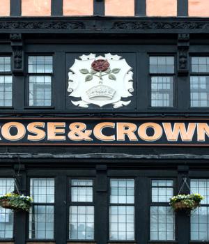 You didn’t leave enough space between ROSE and AND, and AND and CROWN